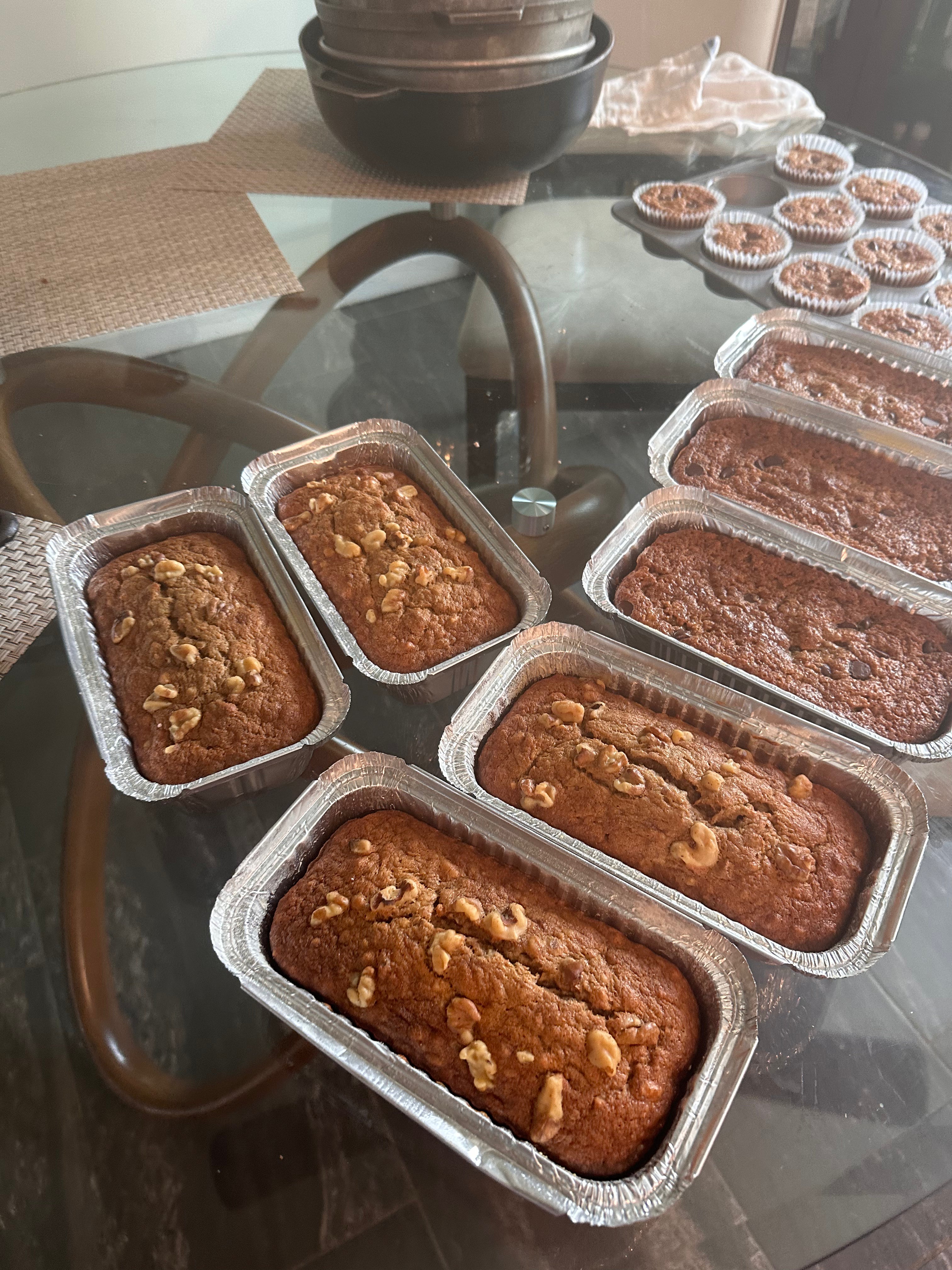 Walnut banana pound cake