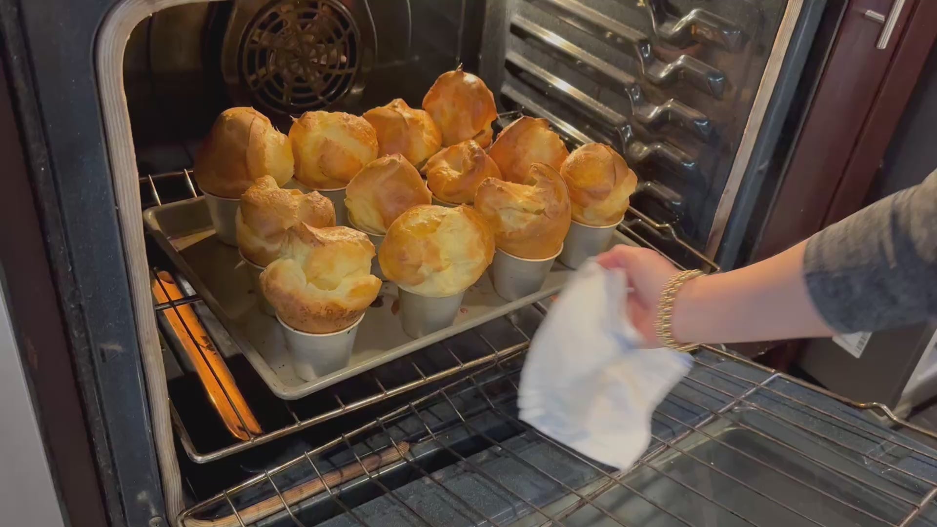 Popover puffs